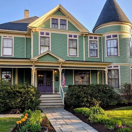Limerock Inn